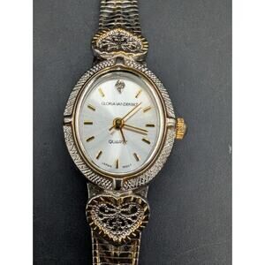 Gloria Vanderbilt Women’s Watch Two Tone Heart Filigree Silver Gold Japan READ